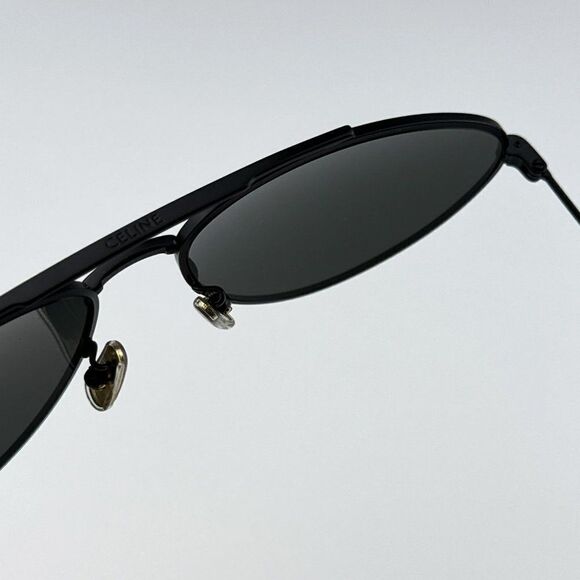 NEW Celine CL40077U 02A Matte Black Smoke Pilot Unisex Sunglasses CL 40077u - Picture 8 of 12